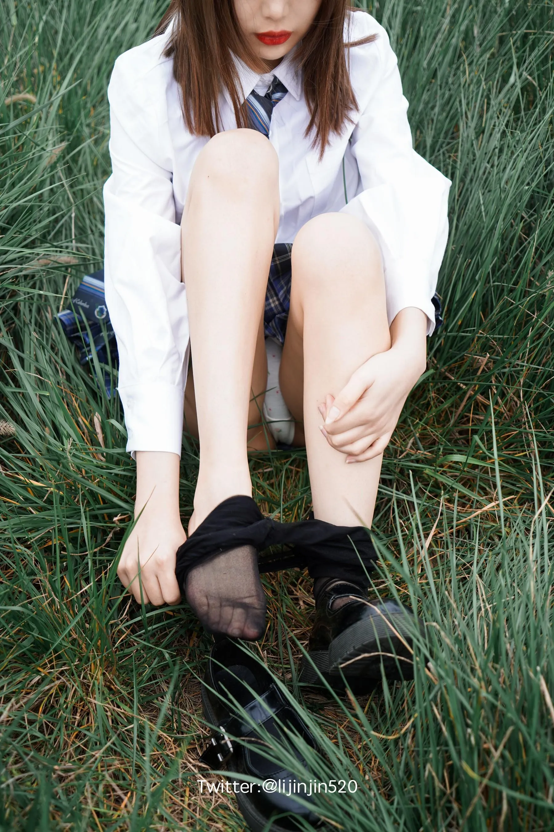 梨瑾瑾 – NO.14 户外JK2 [47P]插图4